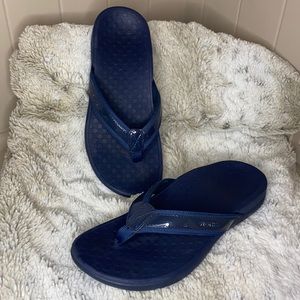 Women’s Vionic Comfort Flip Flops